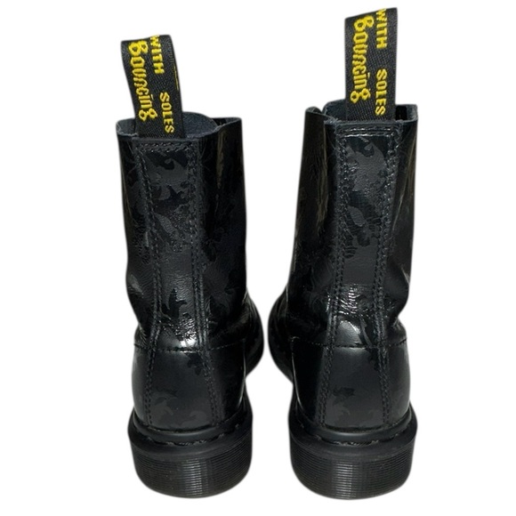 Dr. Marten’s Cassidy Black Leather Skull Print Moto Booties Size 5 - Picture 5 of 13